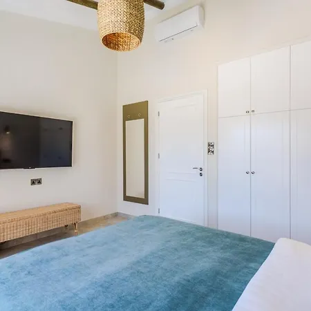 Seasons Boutique Townhouse *