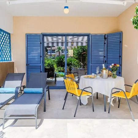 Seasons Boutique Townhouse Paphos