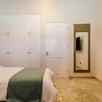 Seasons Boutique Townhouse Дом отдыха *
